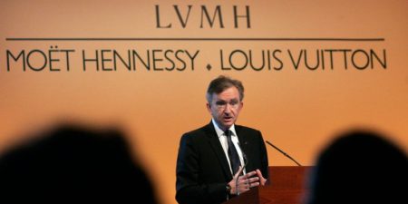 Grâce au succès de LVMH, Bernard Arnault fait rayonner le savoir-faire français à l’international