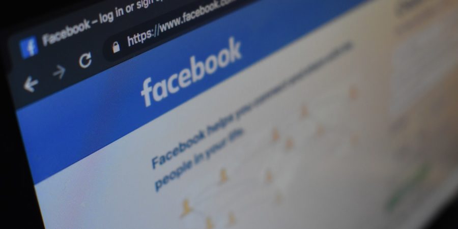 Facebook : Le slogan « c’est gratuit et ça le restera toujours » disparait pour « C’est rapide et facile »