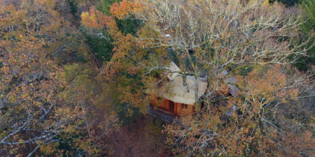 Tourisme en Corrèze : des vacances en famille à la cabane du Puy-Fenier