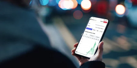 Le variant Omicron fait les affaires de la cryptomonnaie éponyme