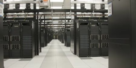 Faites connaissance avec AI RSC, le superordinateur de Meta