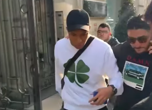 Mbappé en couple avec Expósito ?