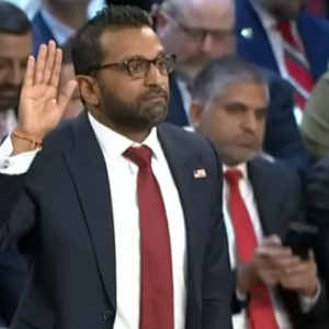 L&rsquo;Iran s&rsquo;invite dans la boîte mail du patron du FBI