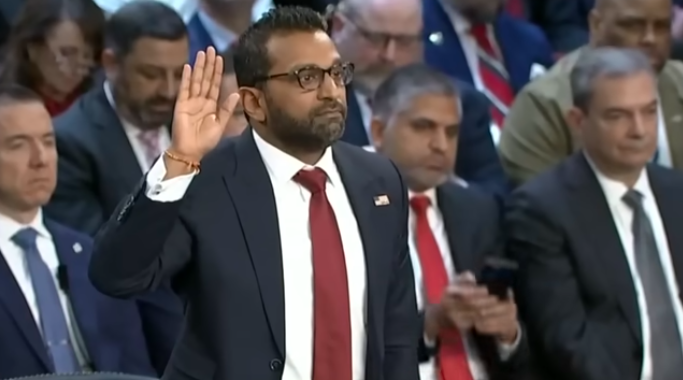 L&rsquo;Iran s&rsquo;invite dans la boîte mail du patron du FBI