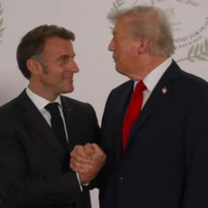 Trump-Macron : quand la vulgarité devient stratégie de pouvoir